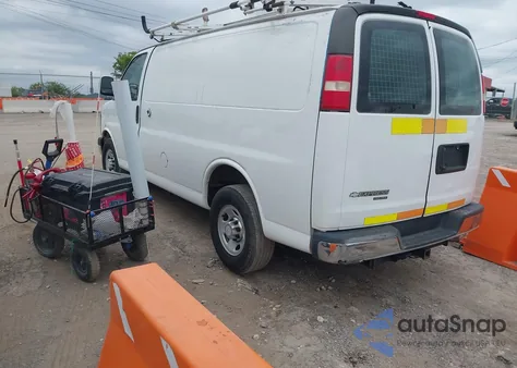 2014 Chevrolet Express 2500 Work Van from USA, damaged, VIN 1GCWGFCA6E1914557